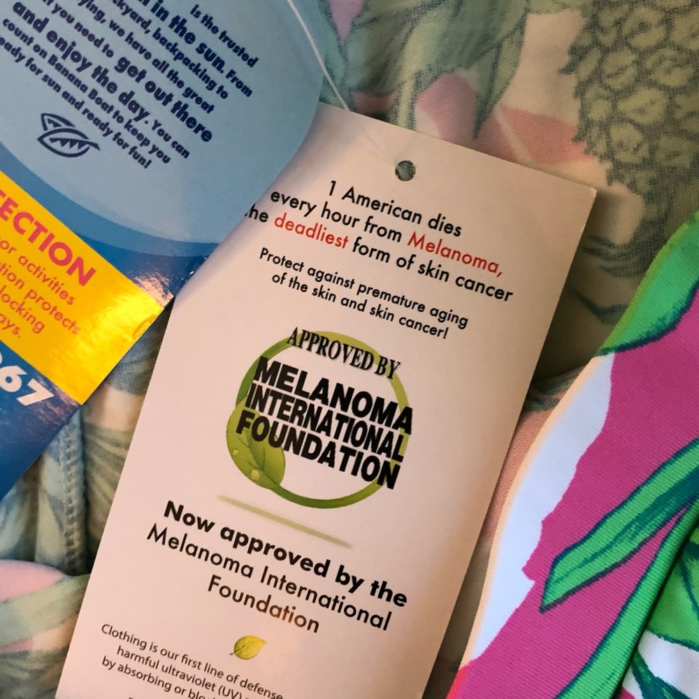 Banana Boat Green and Pink Tropical Leaf/Pineapple Mini Skort/SUV - Picture 6 of 7